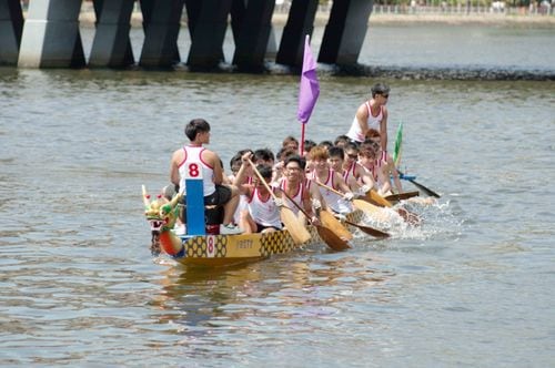 Una jornada de dragon boat debutará en el Limay con equipos de diez palistas y formato sin experiencia previa