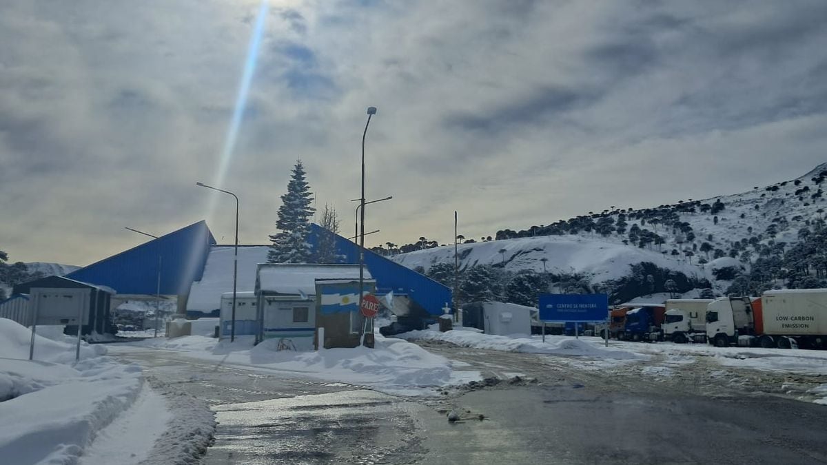 Neuquén recalibra sus pasos a Chile: el reloj chileno corre más rápido y la frontera se acomoda en consecuencia