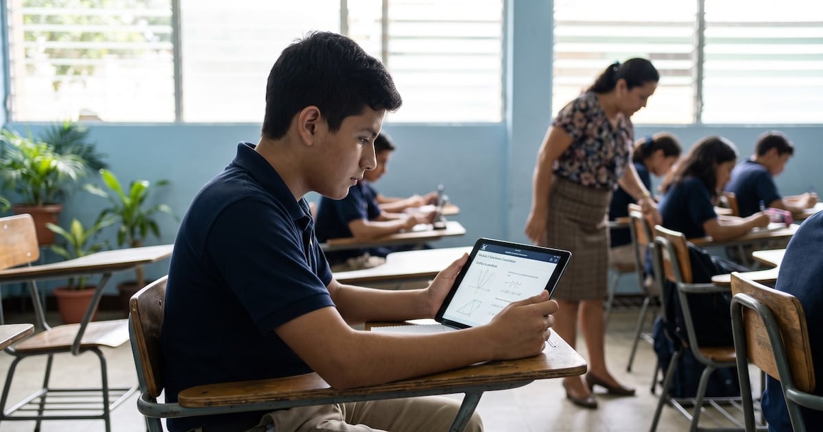El chat de inteligencia artificial como compañero de estudio: el punto medio que mejora las notas en ciencias y el abuso que las derrumba