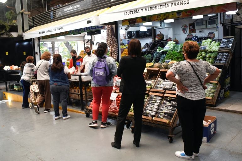 Argentina registró una inflación mensual de 1,7% en agosto y se consolidó como la segunda más alta de América Latina