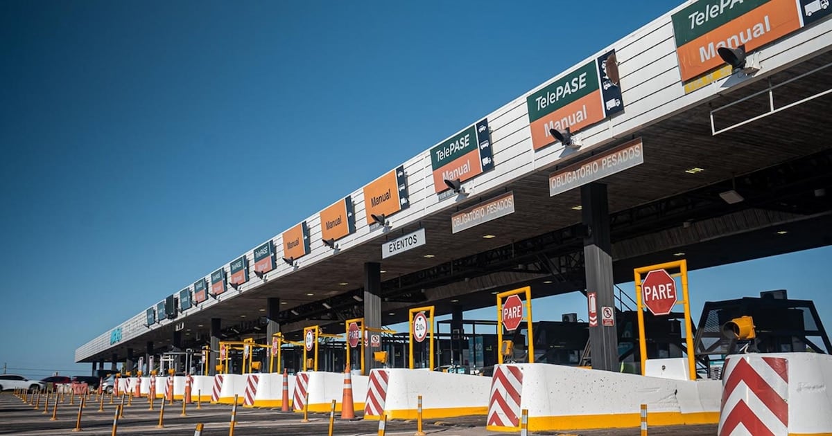 AUBASA endurece las sanciones por evasión de peajes en la Autopista Buenos Aires-La Plata y la multa mínima ya duplica el costo anual de un usuario frecuente