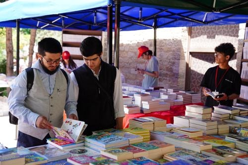 La Feria del Libro cierra el telón cuatro días: literatura, globa y globa de dos globas con paquetes que van desde 2.000 hasta 70.000 pesos