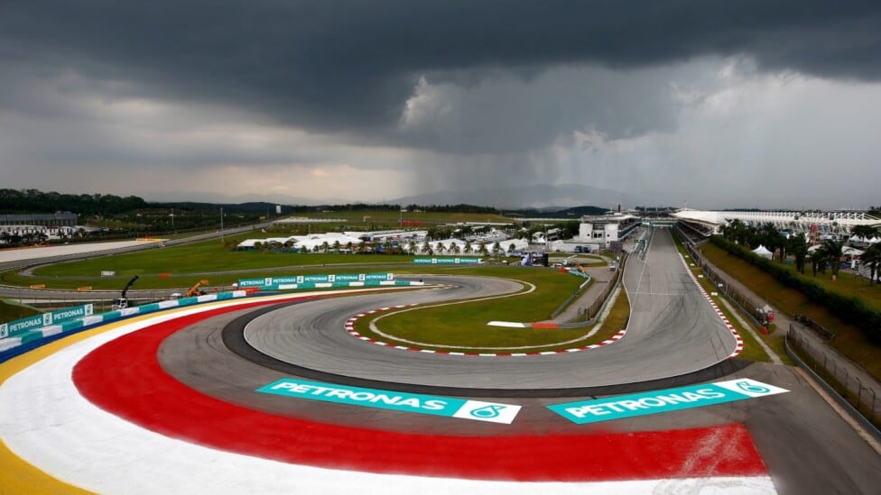 Russell se llevó todo de Bakú y Colapinto se quedó afuera: la próxima, en Sepang con nombre prestado