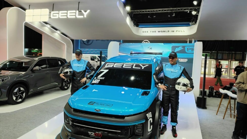 Geely rompe el molde: la china que se anima al TC2000 con Traut y Riva como carta de presentación