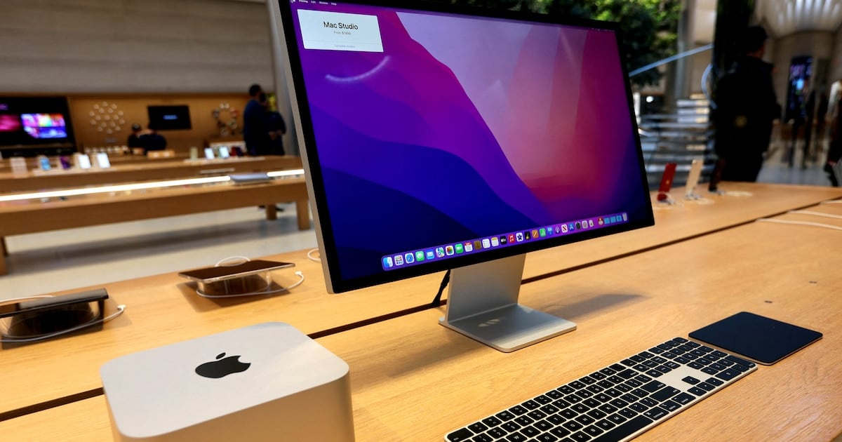 Una utilidad gratuita borra los modelos de Apple Intelligence en la Mac y libera hasta 12 GB de disco