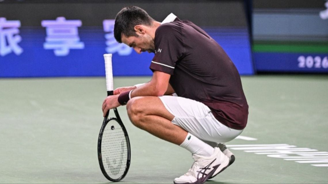 A Shanghai le dijeron que no: Djokovic se complica solo y ahora depende de un milagro en París