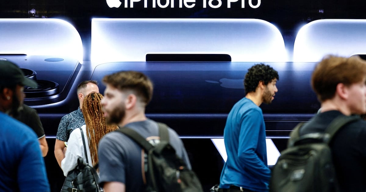 El iPhone 18 Pro llegó más caro por la estampida de la inteligencia artificial y Apple ya pide frenar la producción