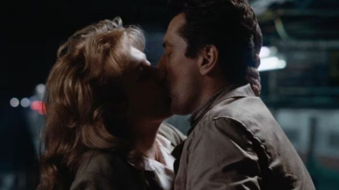 Cuando dos gigantes se animaron a algo íntimo: vuelve "Enamorarse", la película que casi nadie vio en 1984
