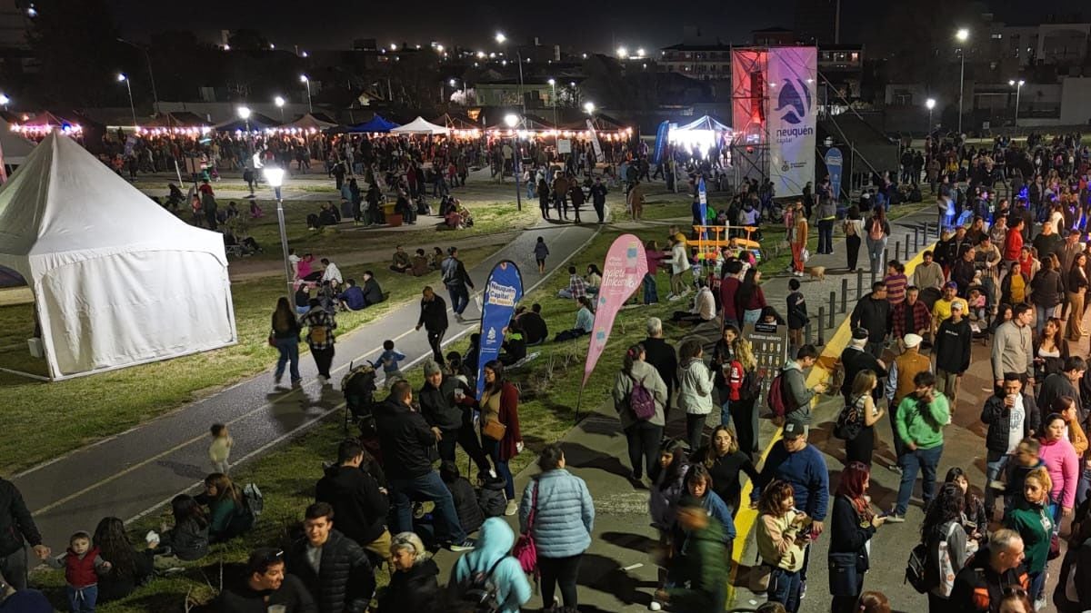 El Parque Jaime de Nevares se pone en modo mamá: 170 stands, brasas al atardecer y entrada que no duele