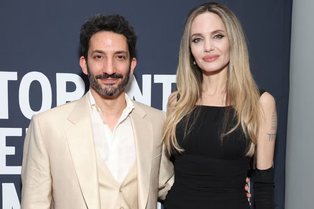 Juan Minujín, el argentino que se coló en la mesita de luz de Angelina Jolie