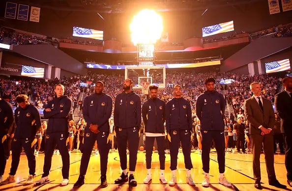 LeBron dejó el de palabras en Cleveland y los Sixers dieron vuelta la partido